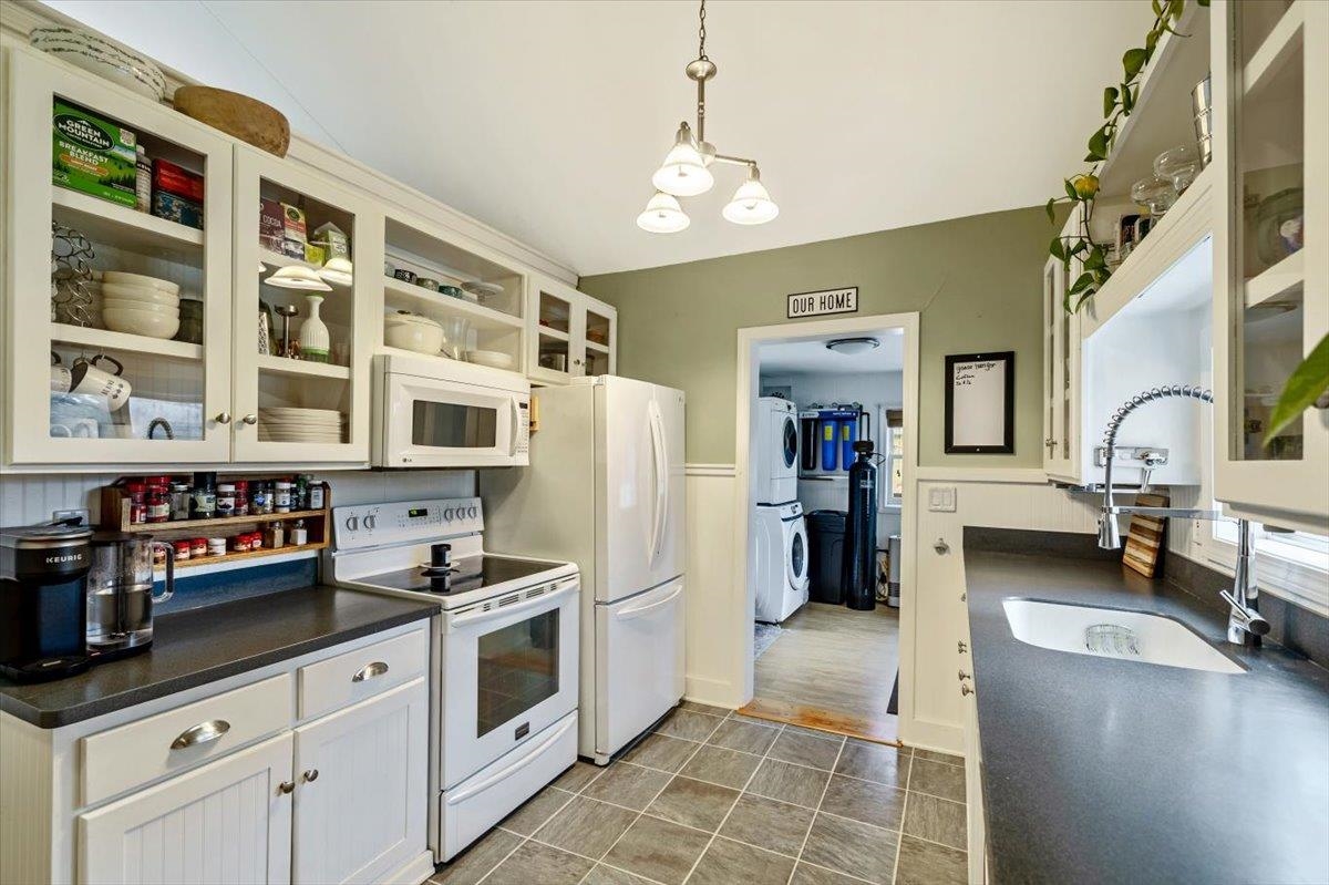 79 Hickory House Road St. Albans Town, VT 05468 - Photo 8 of 56