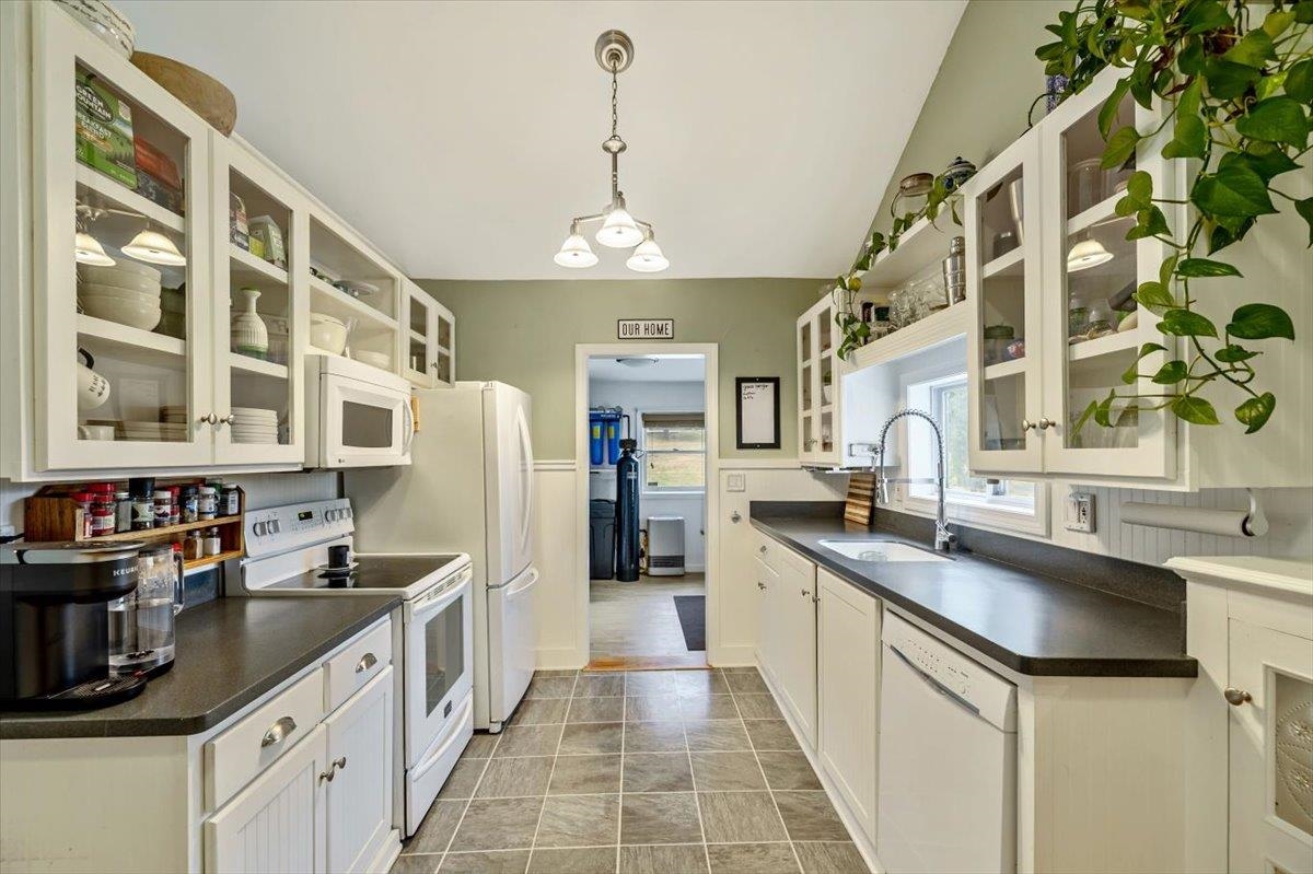 79 Hickory House Road St. Albans Town, VT 05468 - Photo 9 of 56