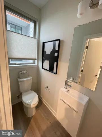 $3,200 | 3125 Beachview Lane, Philadelphia, PA 19125