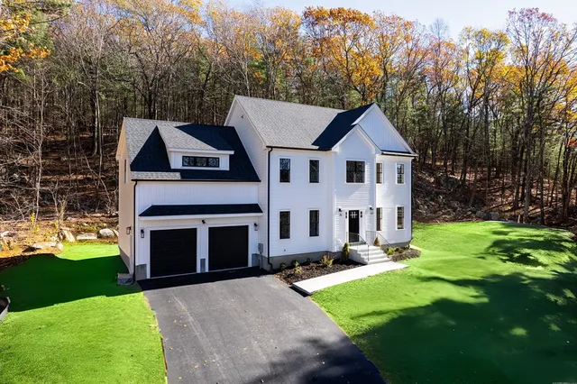 $1,098,000 | 60 Wesson Street, Grafton, MA 01536