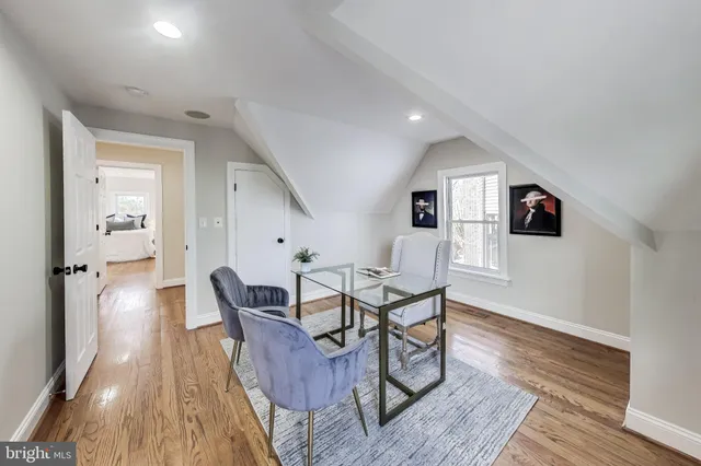 a house view with a backyard space