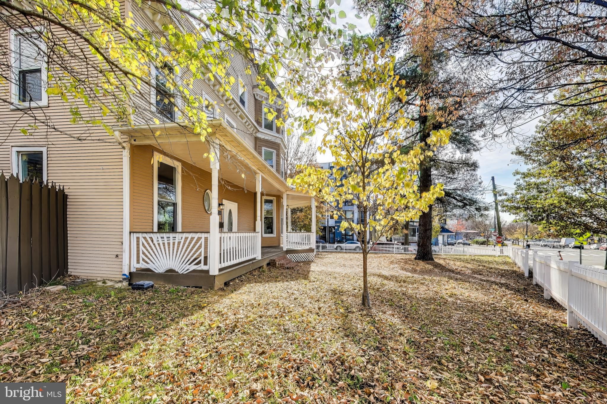 4301 Kansas Avenue Northwest Washington, DC 20011 - Photo 5 of 80