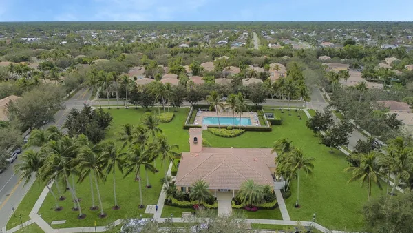 $3,900 | 3119 East Community Drive, Jupiter, FL 33458
