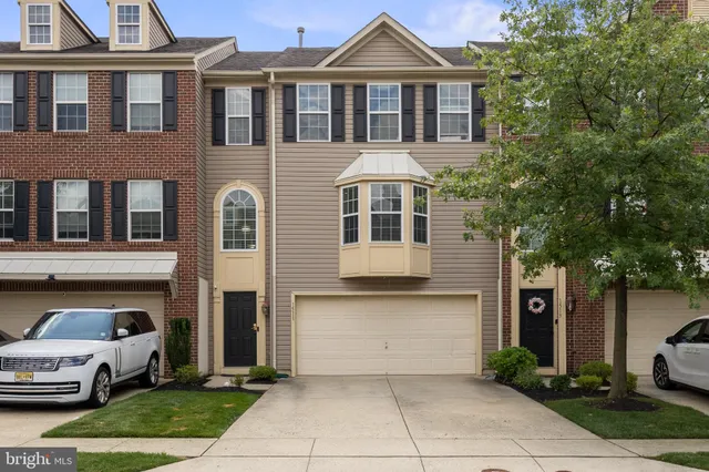 a car parked in front of a building