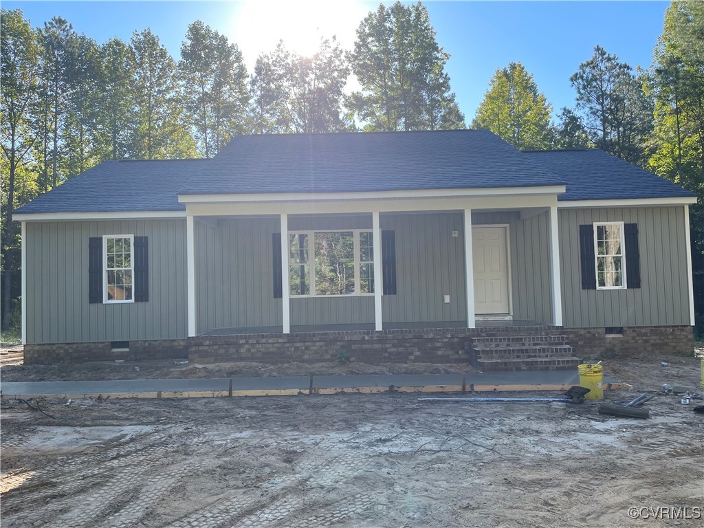 4372 Dorrell Road Aylett, VA 23009 - Photo 1 of 8 Ranch-style house with a porch