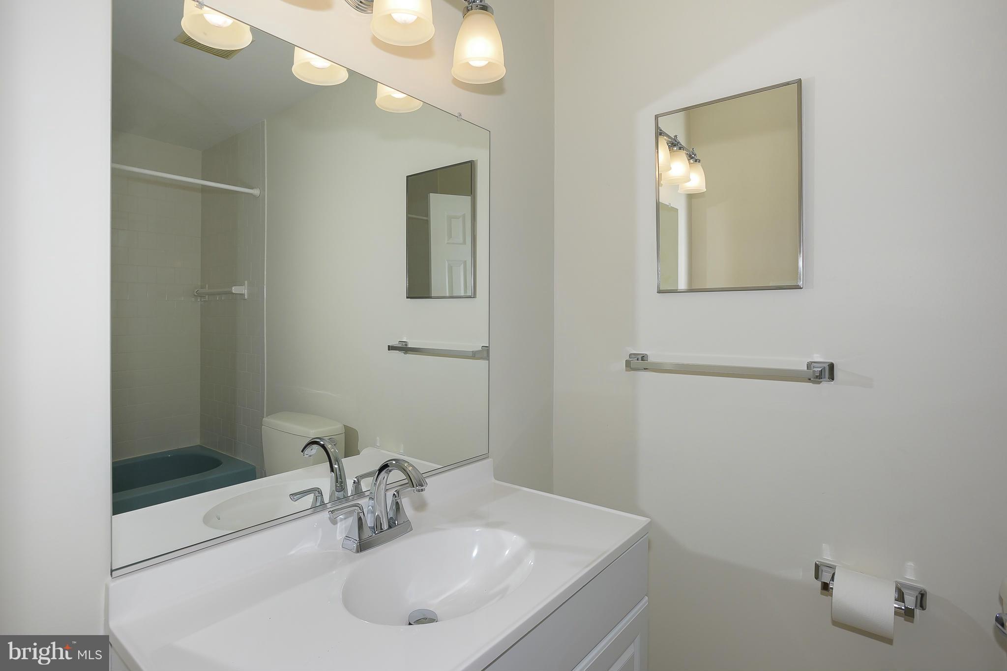 1059 Springhill Way Gambrills, MD 21054 - Photo 17 of 23 Bath