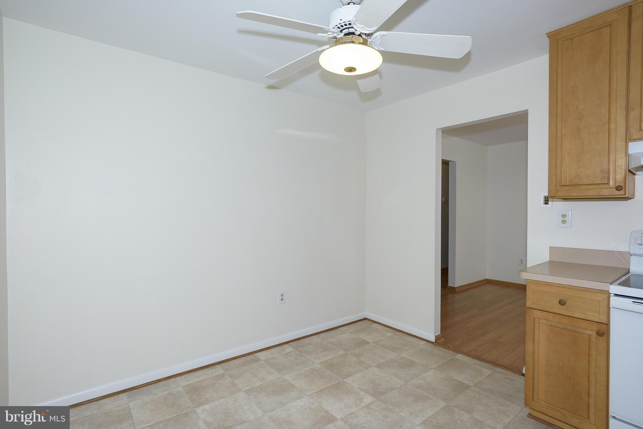 1059 Springhill Way Gambrills, MD 21054 - Photo 10 of 23 Kitchen
