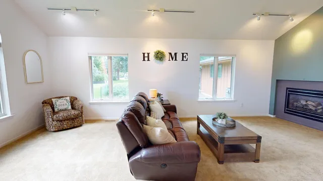 $399,900 | 2404 8th Avenue Southwest, Austin, MN 55912