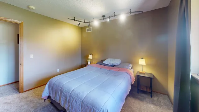 $399,900 | 2404 8th Avenue Southwest, Austin, MN 55912