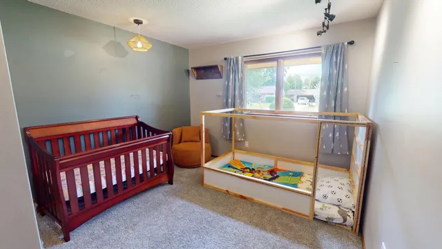 $399,900 | 2404 8th Avenue Southwest, Austin, MN 55912