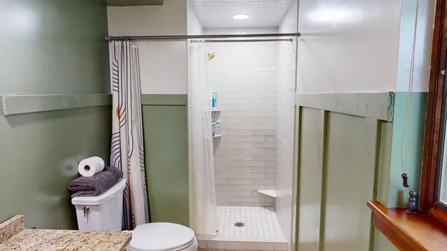 $399,900 | 2404 8th Avenue Southwest, Austin, MN 55912