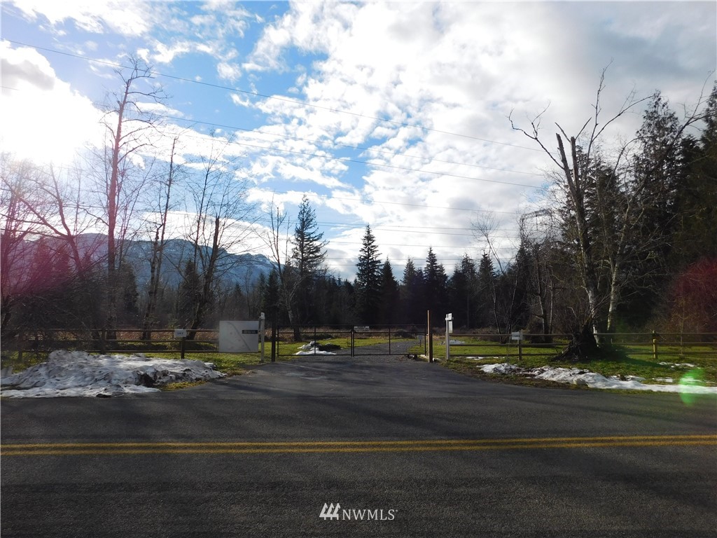 15524 May Creek Road Gold Bar, WA 98251 - Photo 29 of 36 a view of street along with trees