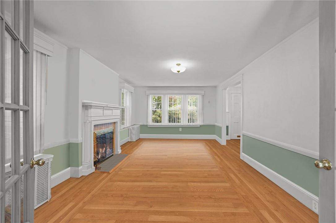 112 County Road Barrington, RI 02806 - Photo 18 of 44