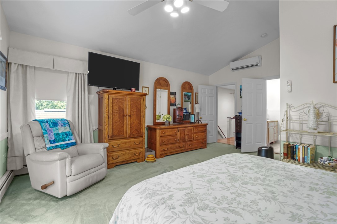 112 County Road Barrington, RI 02806 - Photo 21 of 44