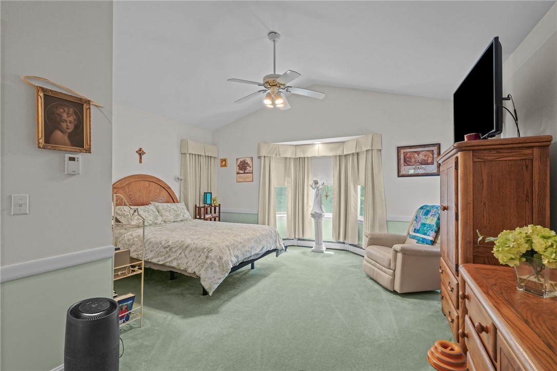 112 County Road Barrington, RI 02806 - Photo 22 of 44