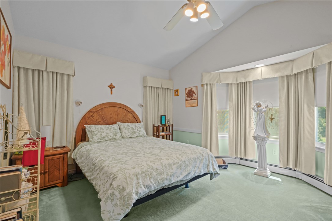 112 County Road Barrington, RI 02806 - Photo 23 of 44