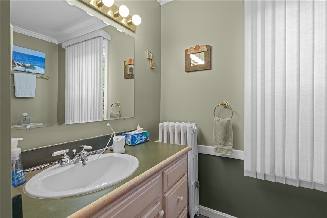 112 County Road Barrington, RI 02806 - Photo 34 of 44