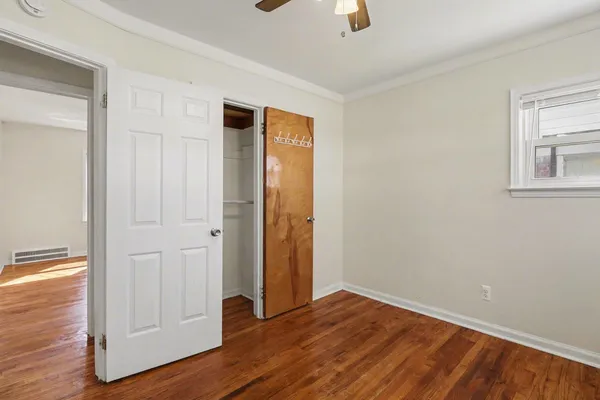 $159,900 | 20450 Lancaster Street, Harper Woods, MI 48225