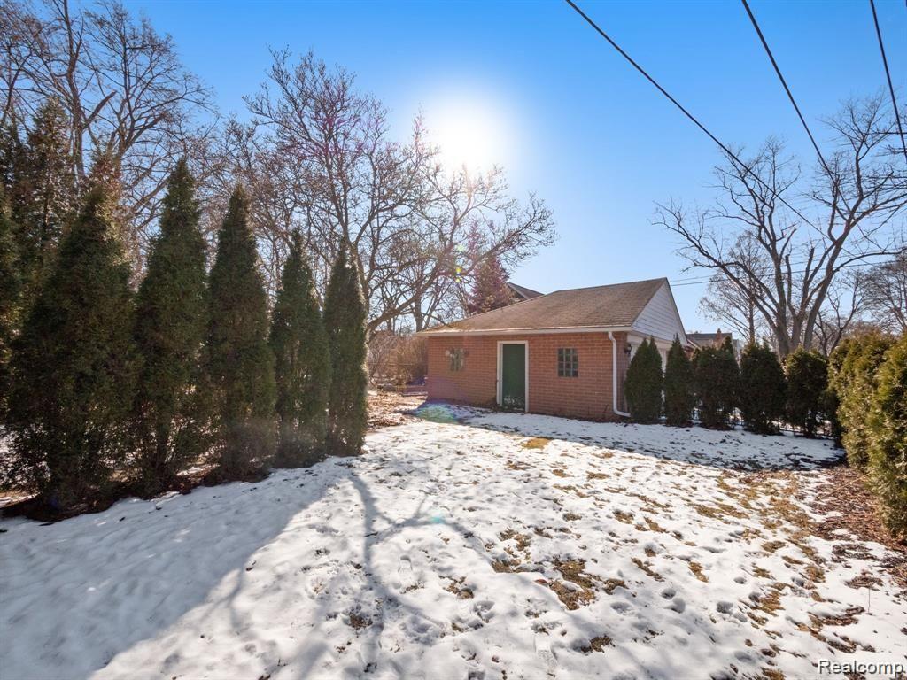 395 Coolidge Road Birmingham, MI 48009 - Photo 41 of 43