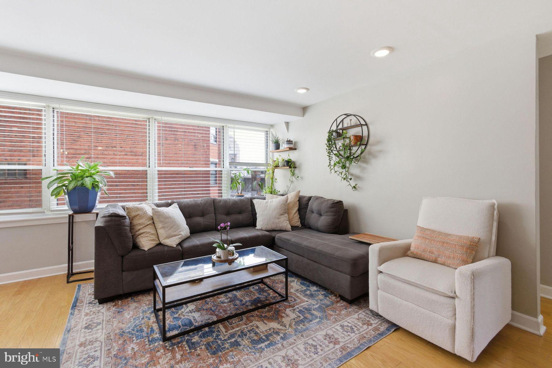 1810 Rittenhouse Square, Unit 509 Philadelphia, PA 19103 - Photo 5 of 25 Gallery Image 5
