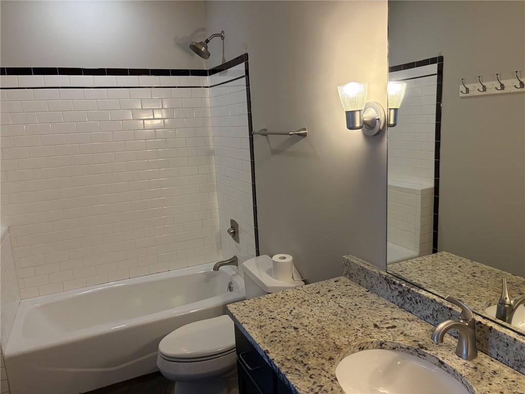 620 Glen Iris Drive Northeast, Unit 207 Atlanta, GA 30308 - Photo 8 of 18