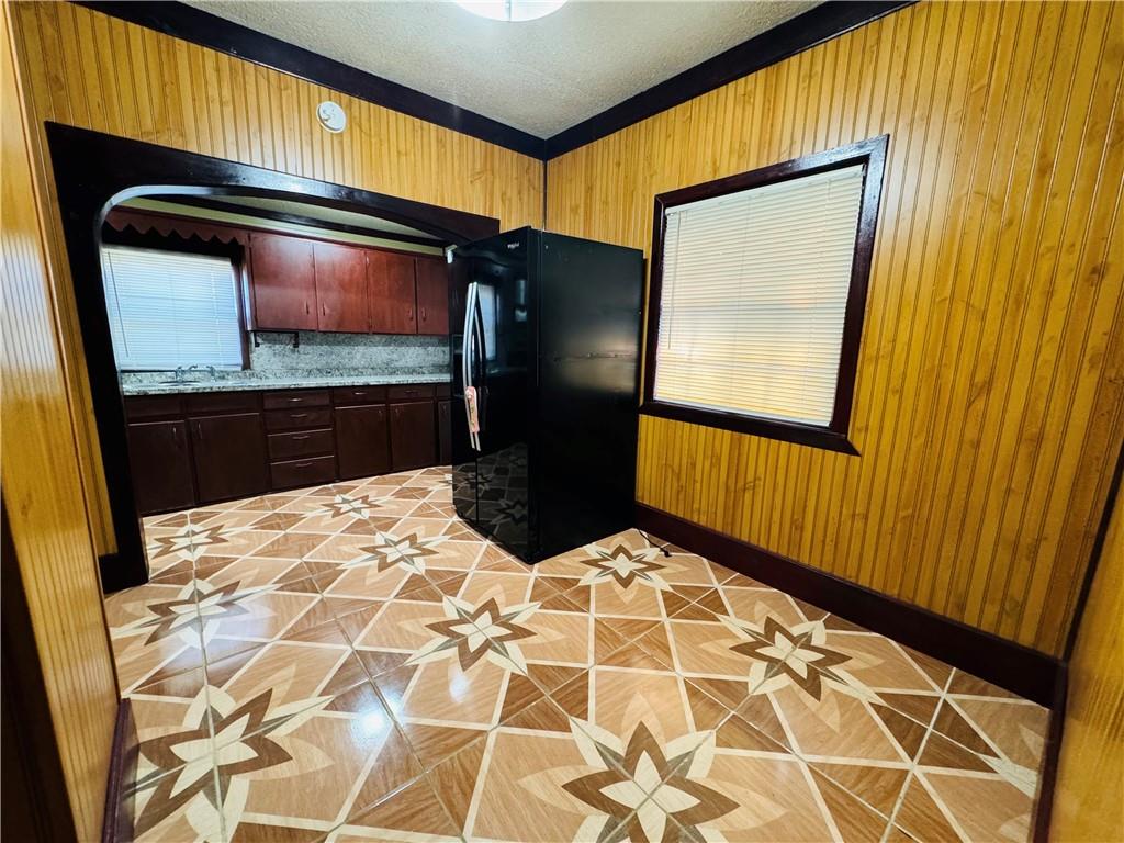 1024 Elmwood Avenue Kansas City, MO 64127 - Photo 6 of 24