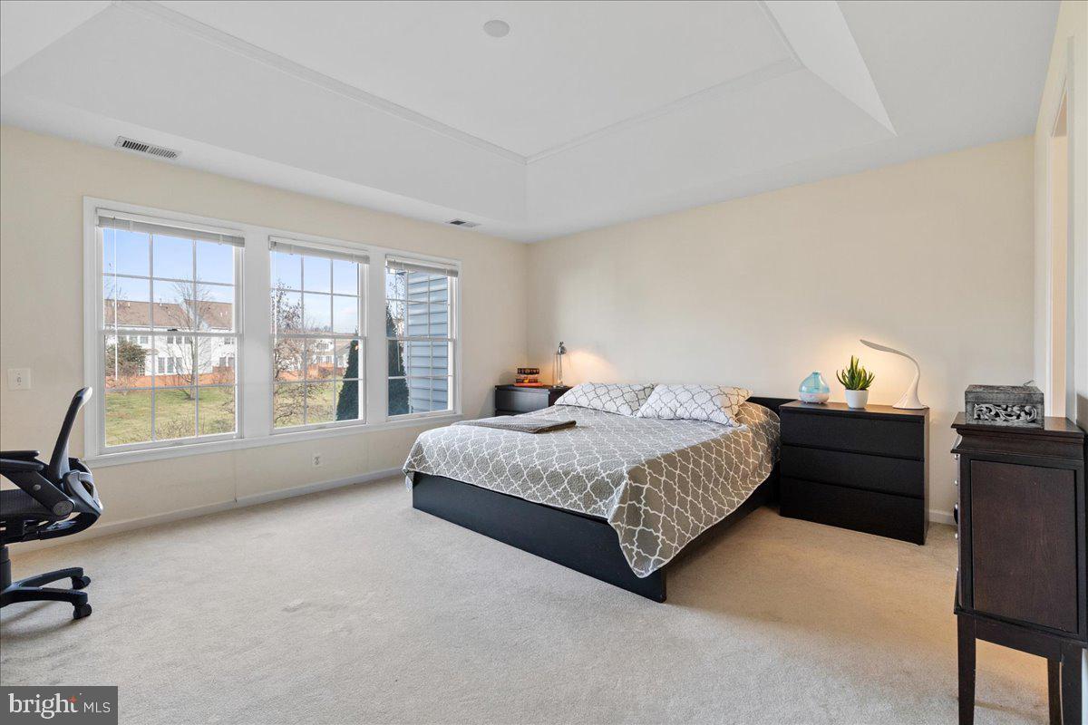 33 Maidenhead Road Princeton, NJ 08540 - Photo 13 of 25 Primary Bedroom