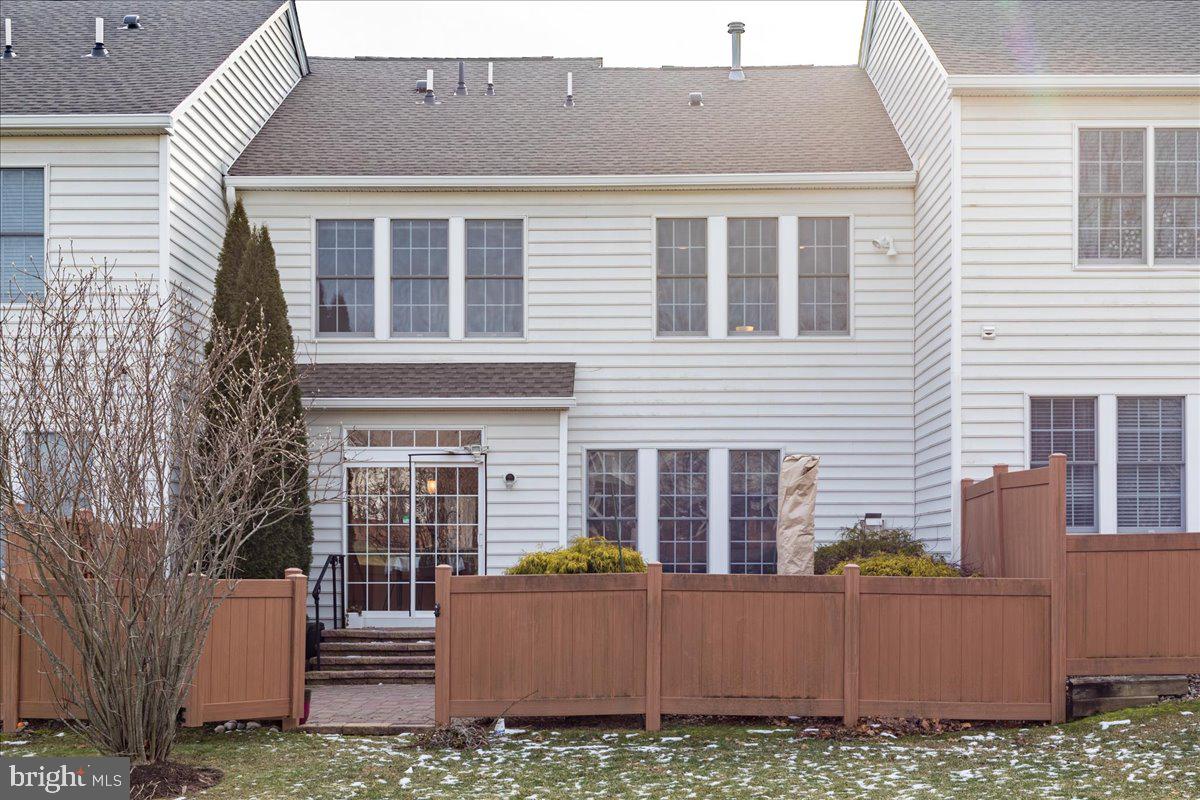 33 Maidenhead Road Princeton, NJ 08540 - Photo 25 of 25 Exterior Rear