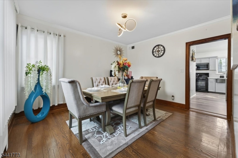 459 Twin Oaks Road Union, NJ 07083 - Photo 13 of 46