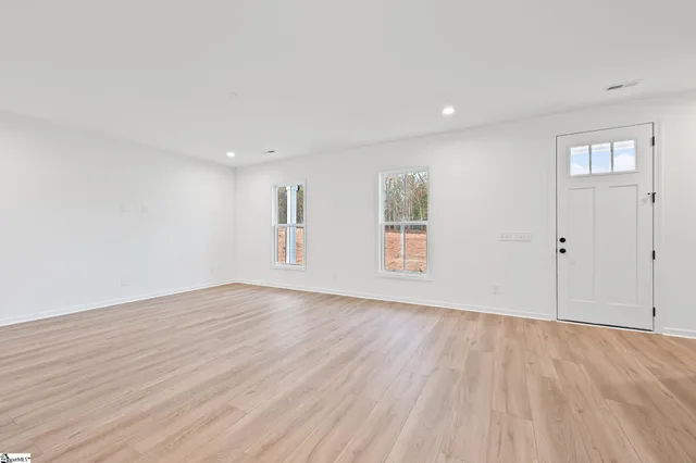 $324,900 | 124 Guest Circle, Anderson, SC 29621