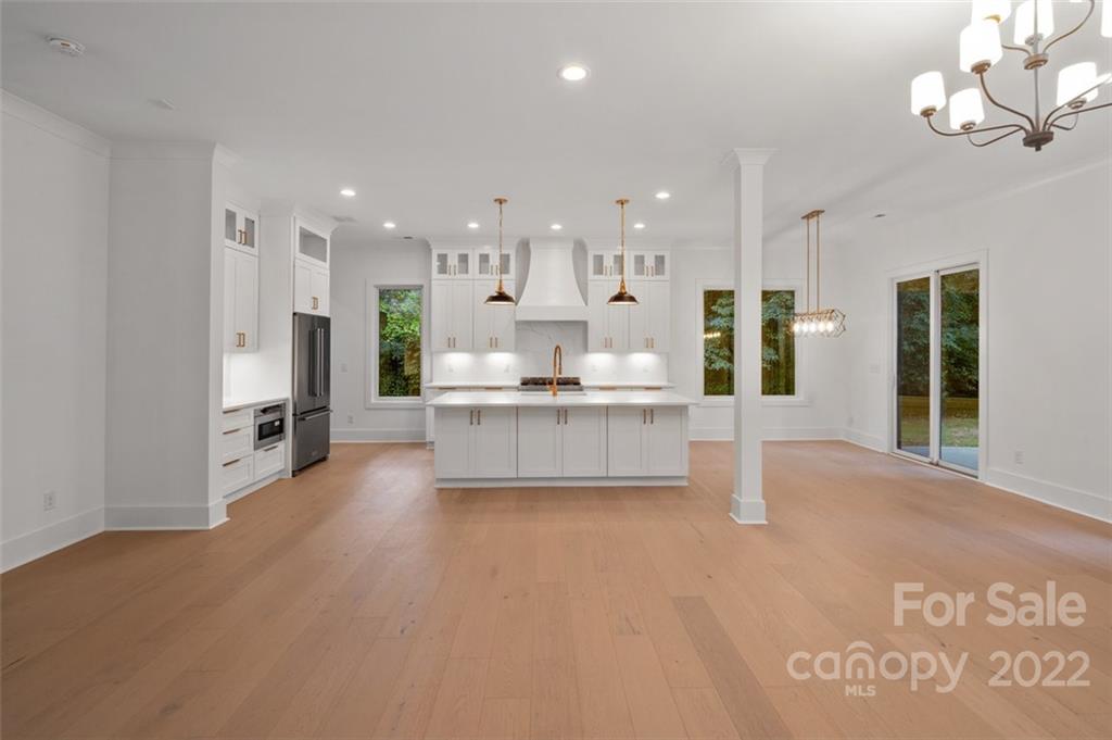 4411 Garris Road Charlotte, NC 28209 - Photo 9 of 43 Gallery Image 9