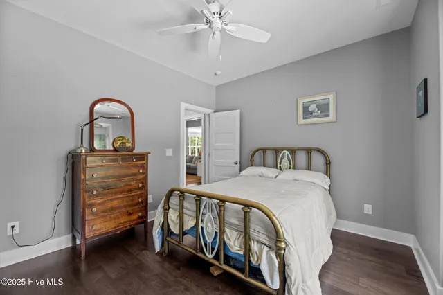 $899,000 | 164 Cape Hatteras Point, Oriental, NC 28571