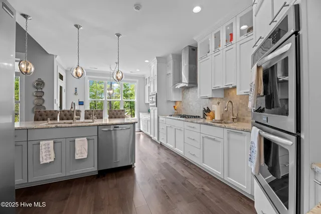 $899,000 | 164 Cape Hatteras Point, Oriental, NC 28571