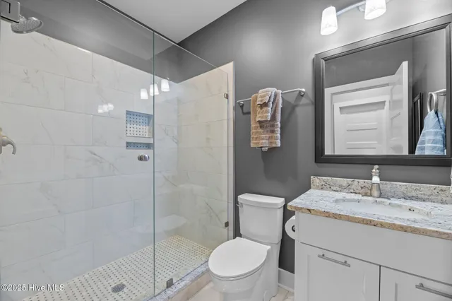 $899,000 | 164 Cape Hatteras Point, Oriental, NC 28571