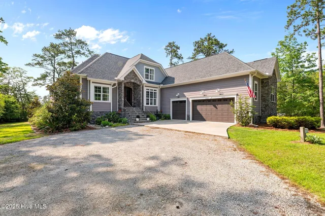 $899,000 | 164 Cape Hatteras Point, Oriental, NC 28571