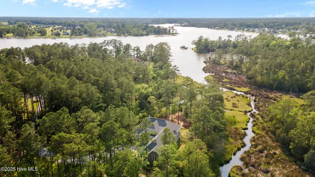 $899,000 | 164 Cape Hatteras Point, Oriental, NC 28571