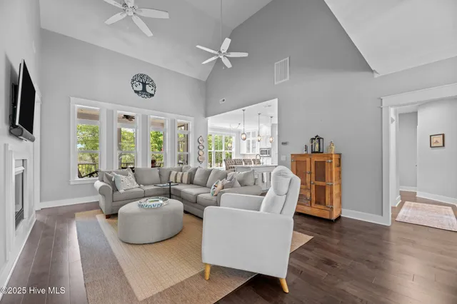 $899,000 | 164 Cape Hatteras Point, Oriental, NC 28571