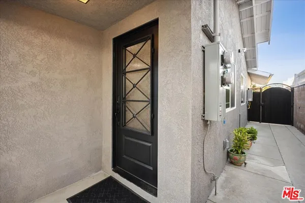 a view of a closet area