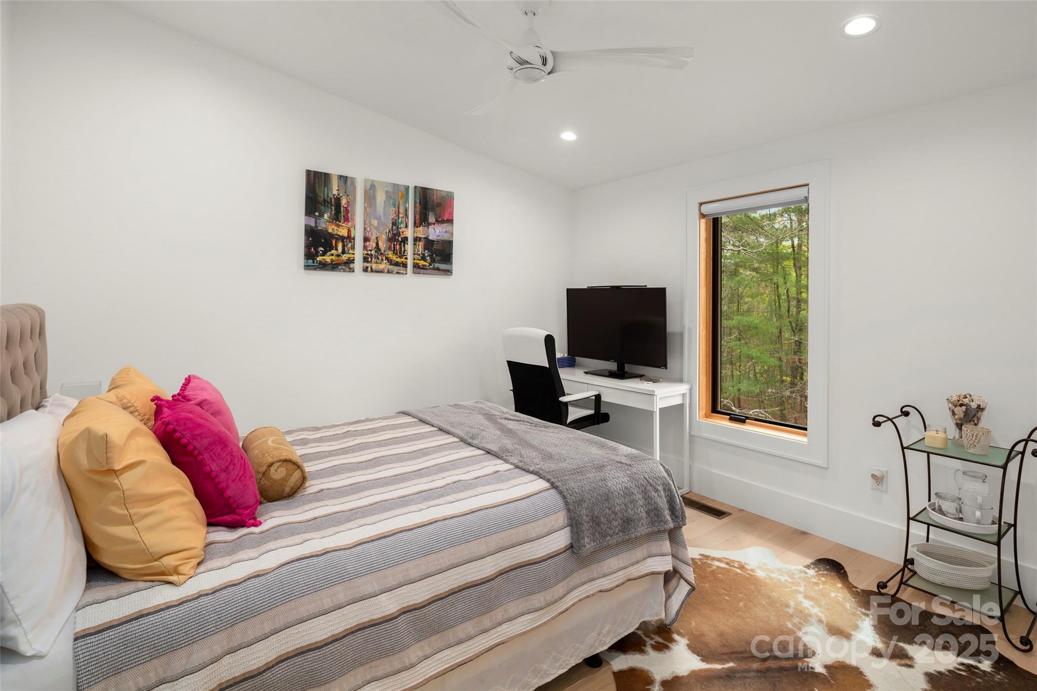 146 Timber Creek Road Hendersonville, NC 28739 - Photo 21 of 33 Gallery Image 21