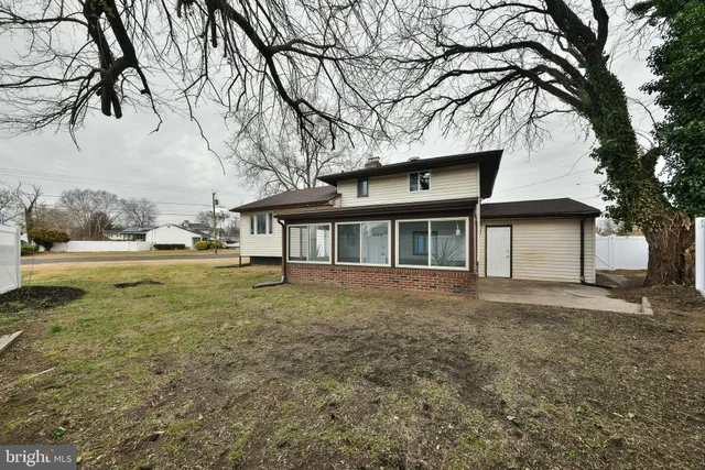 $459,000 | 212 East Franklin Avenue, Edgewater Park, NJ 08010