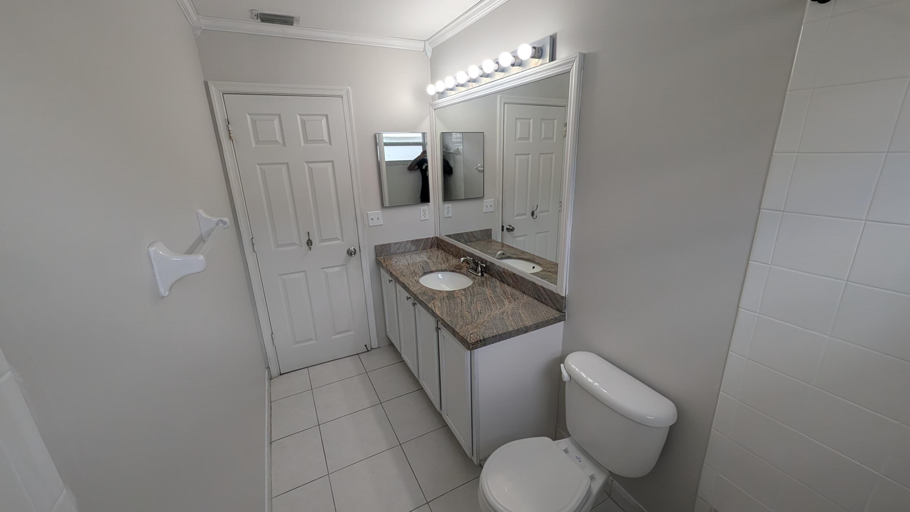 346 Timberwalk Trail Jupiter, FL 33458 - Photo 18 of 39 WhatsApp Image 2026-06-15 at 15.24.42