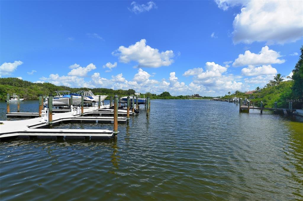 100 Sands Point Road, Unit 324 Longboat Key, FL 34228 - Photo 39 of 49