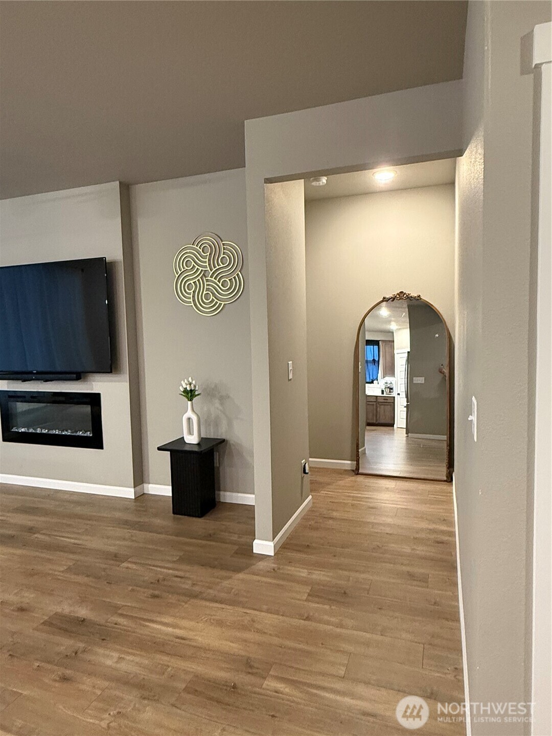 7013 South Hyton Street Cheney, WA 99004 - Photo 18 of 27 a view of a living room
