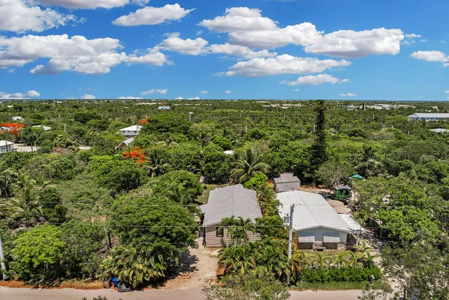 $599,000 | 117 Sandy Circle West, Big Pine Key, FL 33043