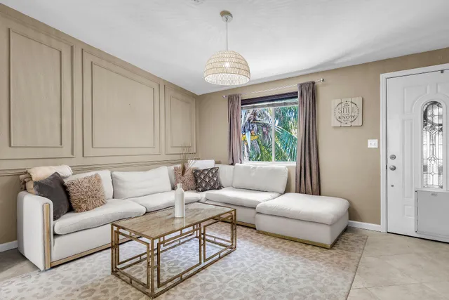 $599,000 | 117 Sandy Circle West, Big Pine Key, FL 33043