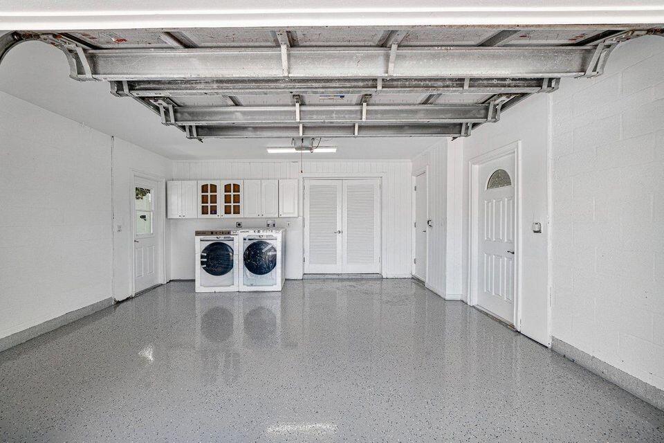 1500 Northwest 4th Street Boca Raton, FL 33486 - Photo 16 of 22 Garage