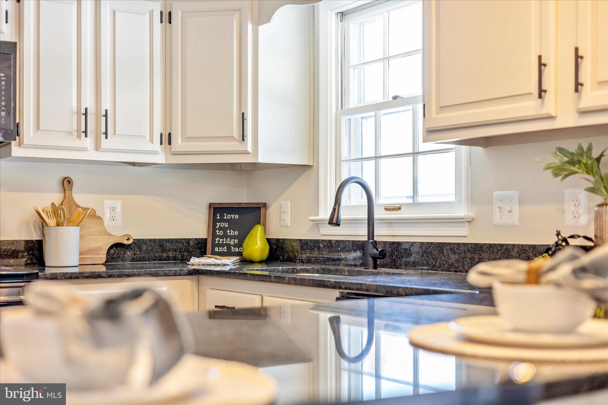 6630 Fox Meade Court Frederick, MD 21702 - Photo 24 of 84 Kitchen