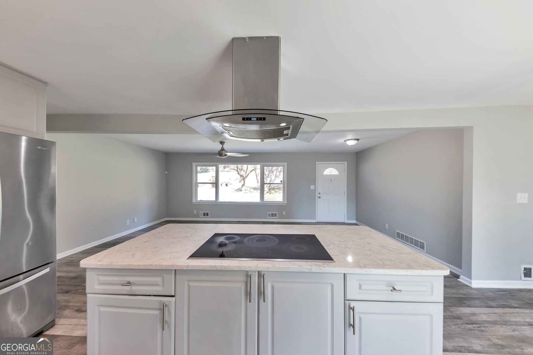 2764 Veltre Place Southwest Atlanta, GA 30311 - Photo 14 of 30 a utility room with washer and dryer