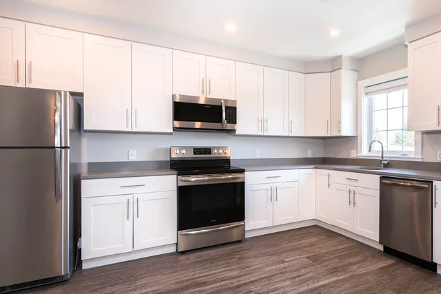 $3,375 | 50 Country Way, Unit B202, Scituate, MA 02066