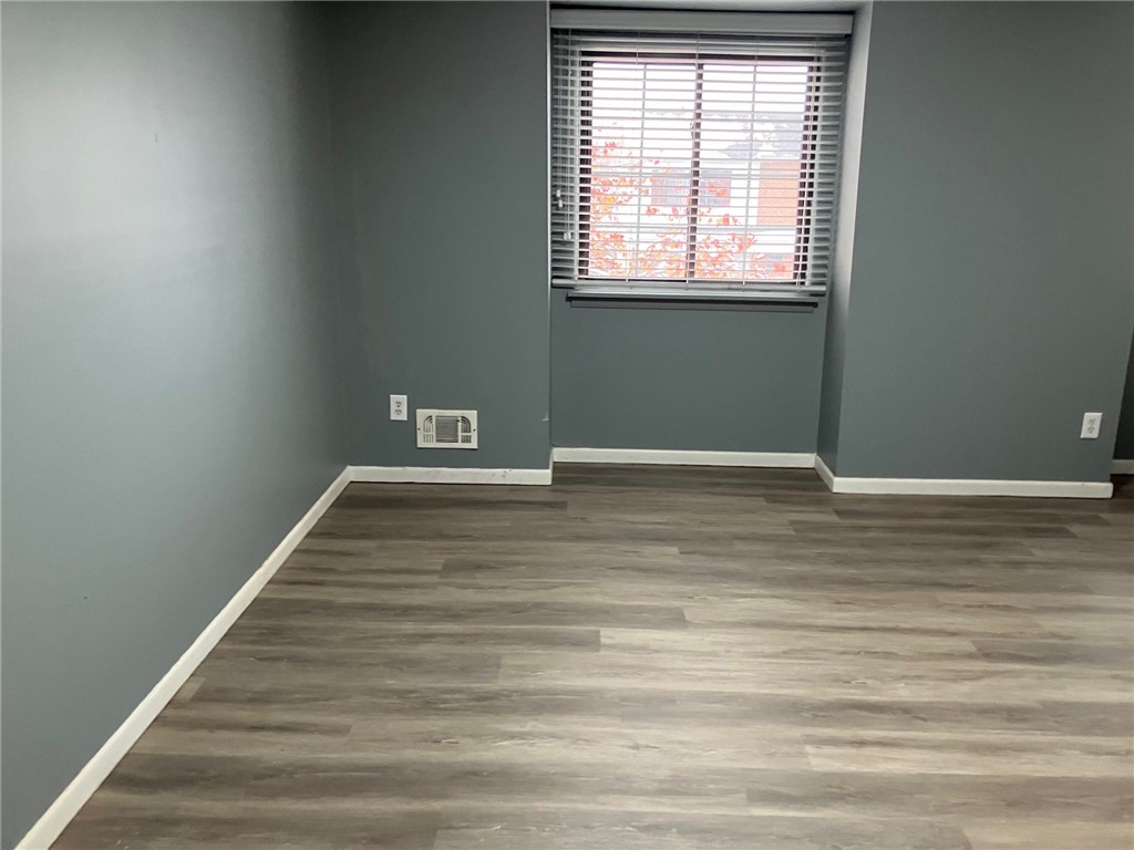 553 French Road Brighton, NY 14618 - Photo 21 of 33